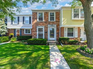1203 Woodbridge St, Saint Clair Shores, MI 48080
