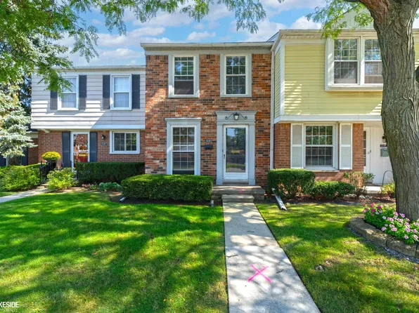 1203 Woodbridge St, Saint Clair Shores, MI 48080