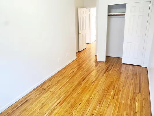 Rented by Metro Garden Realty NYC | media 61
