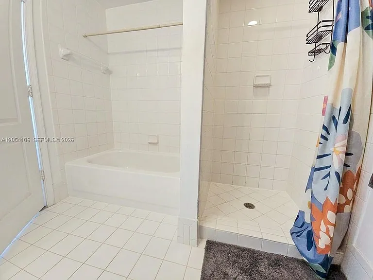 1627 SW 37th Ave #802 — Photo 23
