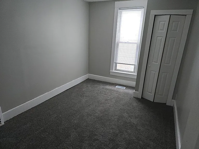 808 N Jefferson St — Photo 9