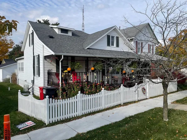 212 Michigan St, Lapaz, IN 46537