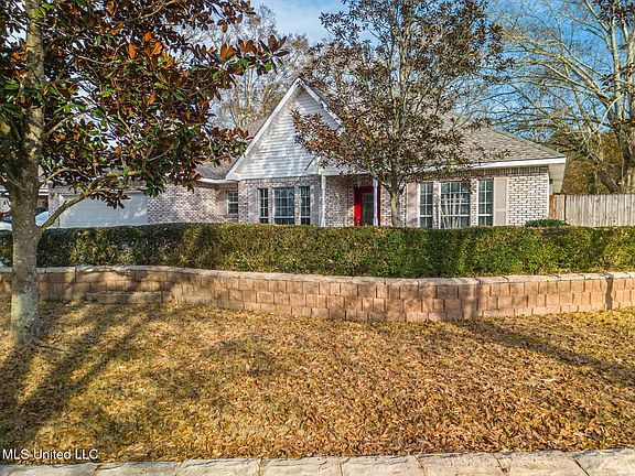 2nd image of 11208 Creek Dr