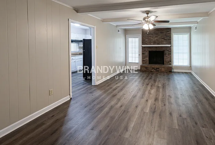 1951 Ponderosa Ave — Photo 4