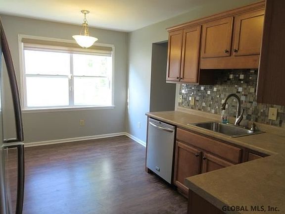 4th image of 1162 Spearhead Dr
