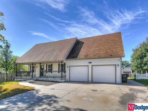 2nd image of 5011 NW Carver Cir