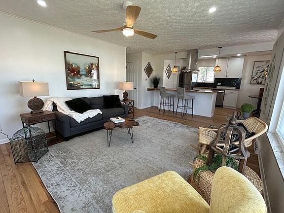 4th image of 615 Clark Ave