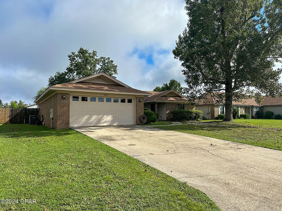 1st image of 2121 Willow Bend Ln