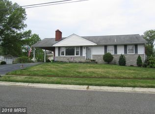 10914 Fleetwood Dr, Beltsville, MD 20705