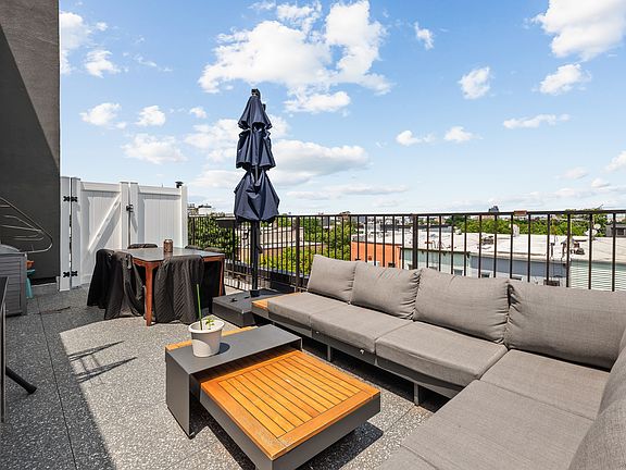 2nd image of 1066 Jefferson Ave Penthouse 4A
