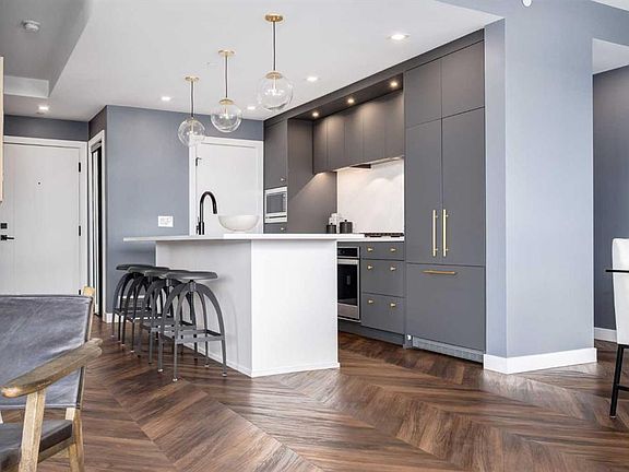 5th image of 8445 NE Broadcast Ave SW #715