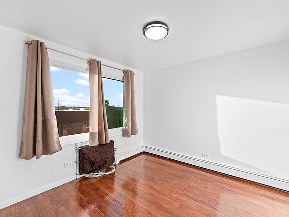 4th image of 7110 W 93rd Pl #Pa
