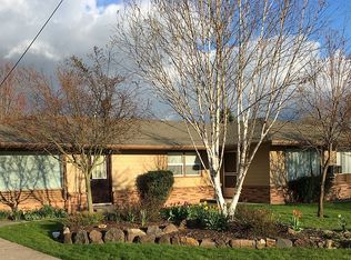 833 Murphy Rd, Medford, OR 97504