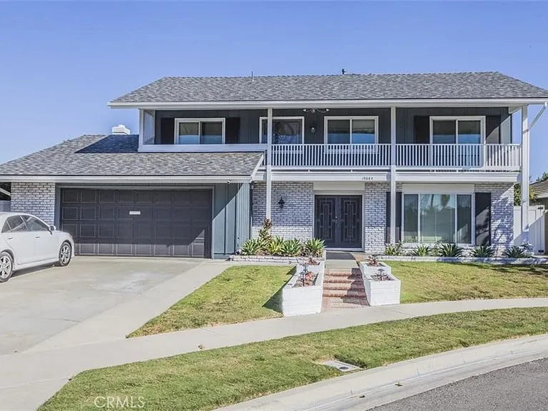18684 Santa Ramona St — Photo 1