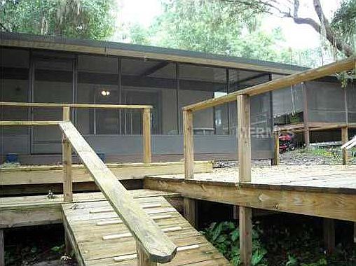 Exterior Rear
