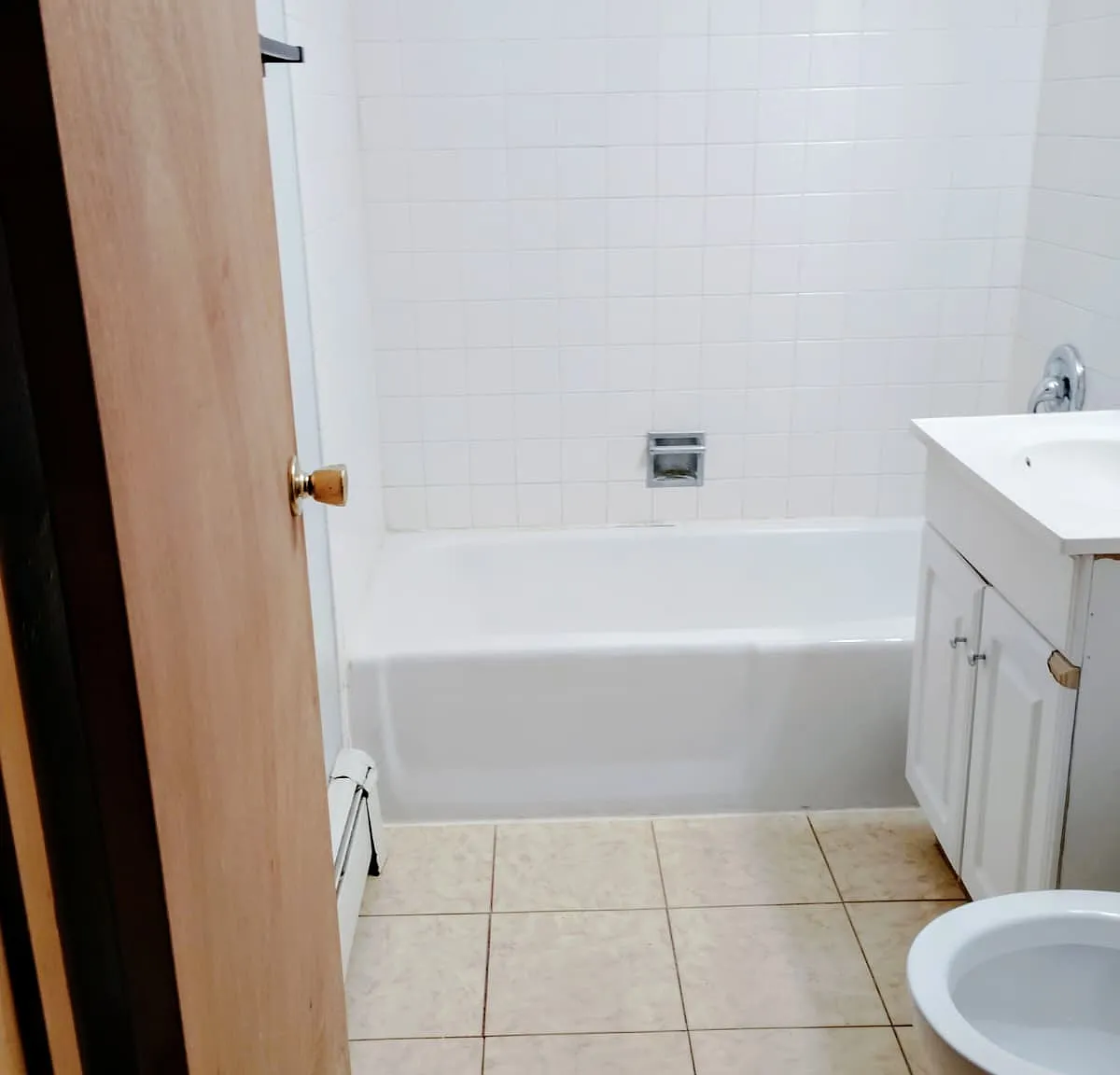 2 bed, $1,300 — Photo 4