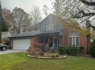 1007 Kings Arms Ct, High Point, NC 27262