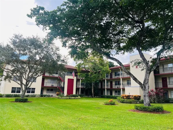 100 SW 132nd Way APT 201K, Pembroke Pines, FL 33027