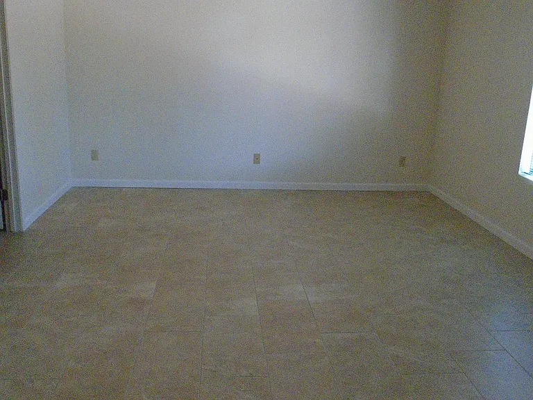 8054 S New Abbey Dr — Photo 15