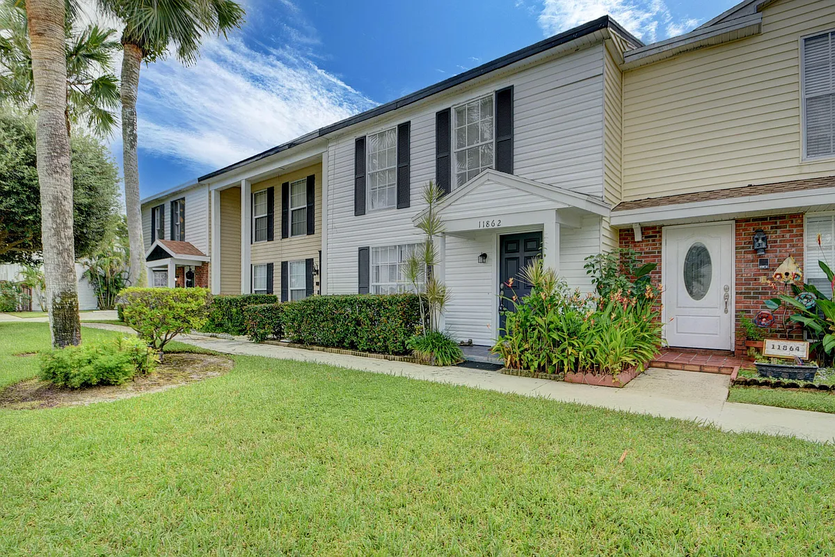 Building Photo - 11862 Brier Patch Ct E