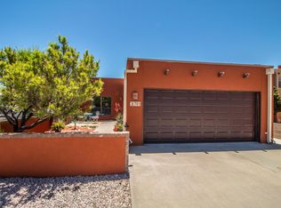 701 W 31st St, Farmington, NM 87401