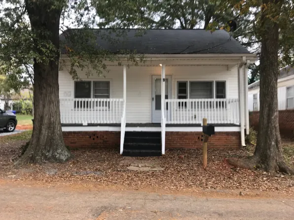 9 Dean St, Greenville, SC 29605