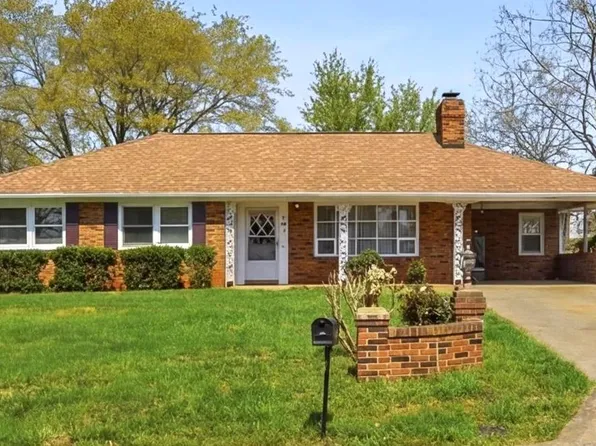 613 Overlook St, Culpeper, VA 22701
