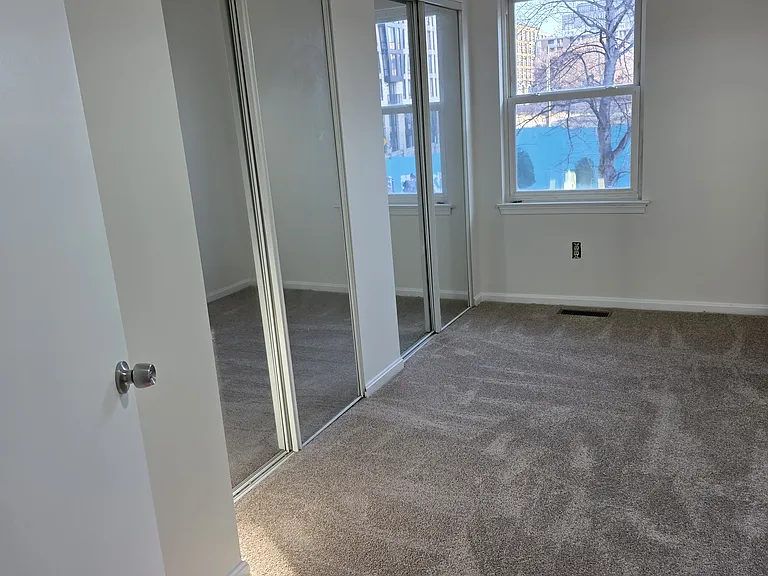 1144 1st St NW — Photo 12