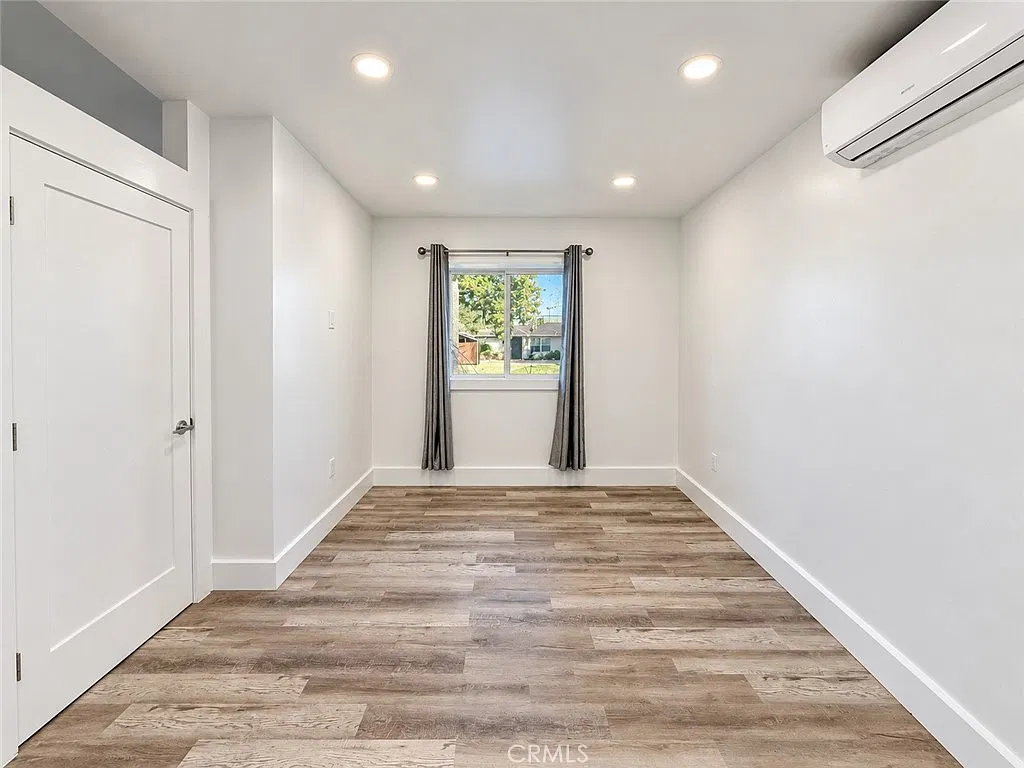 1 bed, 433 sqft, $1,945 — Photo 1