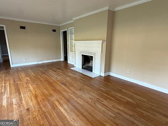 5th image of 410 Park Ave