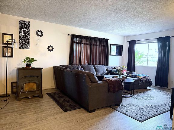 3rd image of 609 Dalbey Dr