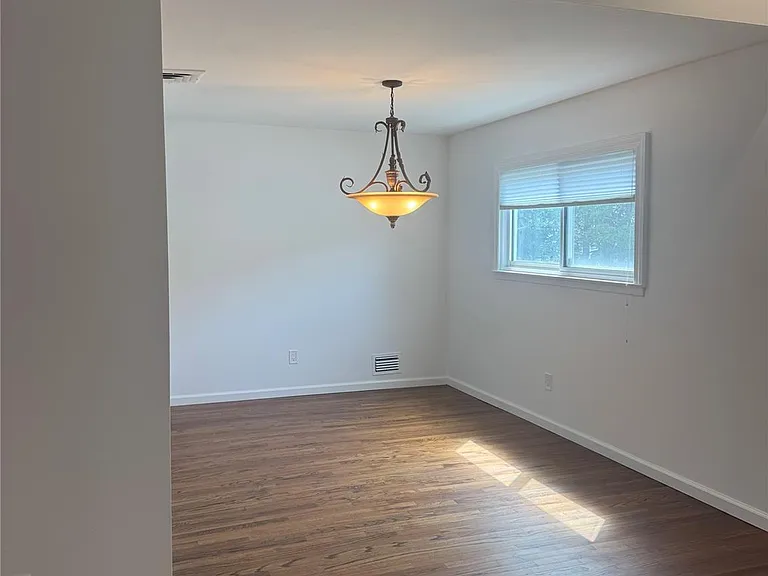 2955 Bond Dr — Photo 16