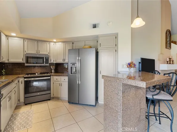 41497 Princeville Ln, Palm Desert, CA 92211