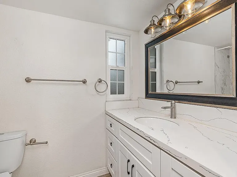 7898 Hemphill Dr — Photo 14