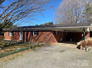 1773 Carlton Dr, Lenoir, NC 28645