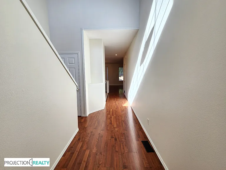 849 NW Forest Creek Dr — Photo 3