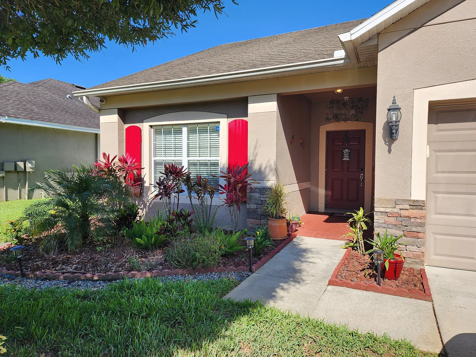 529 Dunaway Dr — Photo 2