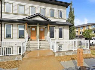 339 S Viscount Dr #909, Red Deer, AB T4R0S2