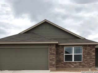 1017 Dumfries Dr, Seguin, TX 78155