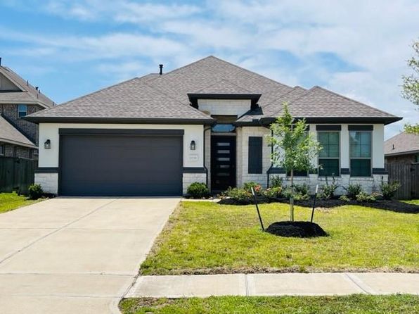 13710 Saxon Cliff Ln