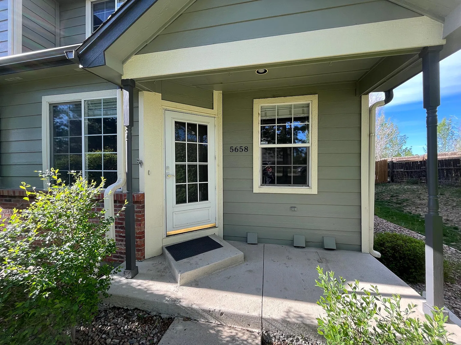 5658 W Center Ave — Photo 2