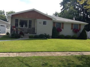 55 Centerview Dr, West Seneca, NY 14224