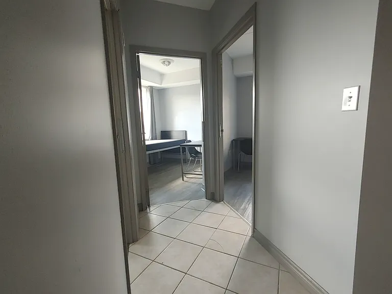 325 Spruce St — Photo 14