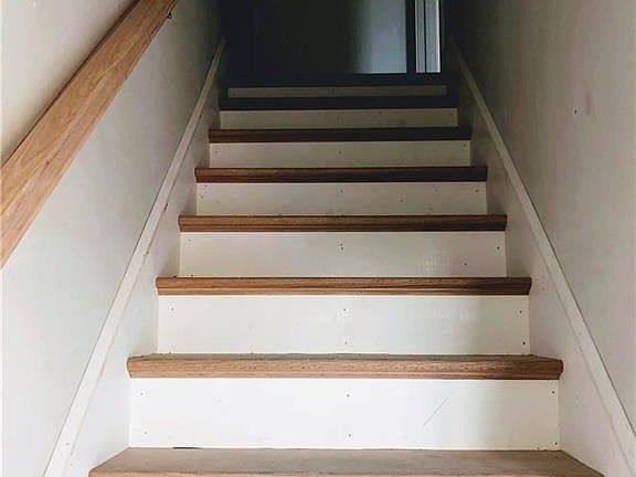 3rd image of 0 Meadowbrook Dr #202
