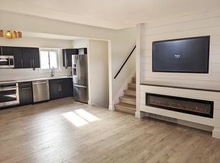 3205 Parker Dr, Royal Oak, MI 48073