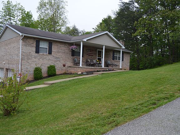 2nd image of 5303 Balsam Cir