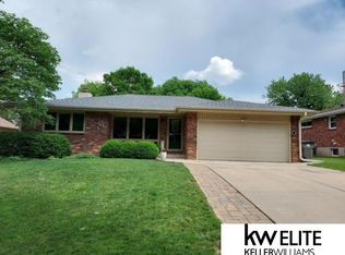 4820 Starling Dr, Lincoln, NE 68516
