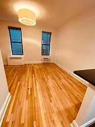 Rented by Metropolis Real Estate of Manhattan