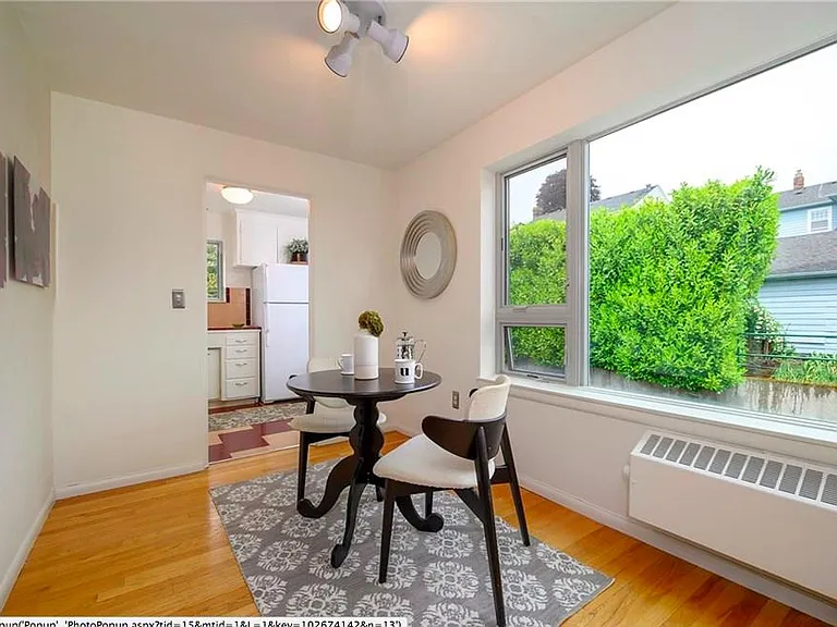 Dining Area off Kitchen.