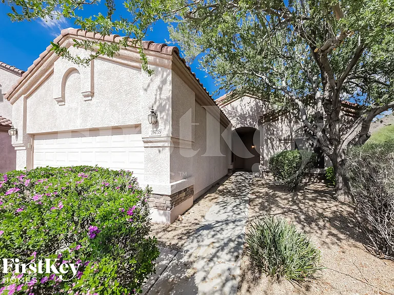 26735 N 65th Dr — Photo 2